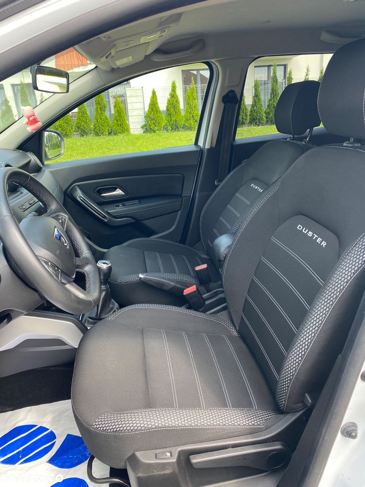 Dacia Duster 1.6 SCe Laureate S&S - 5