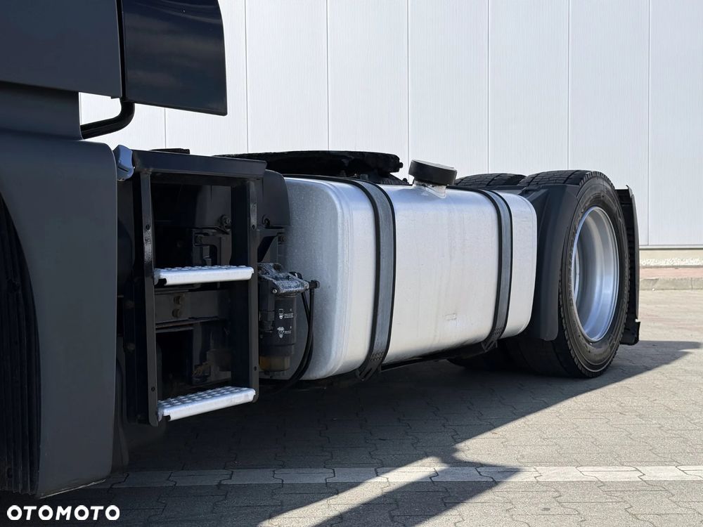 MAN TGX 18.460 / MEGA / LOW DECK / SALON PL - 11