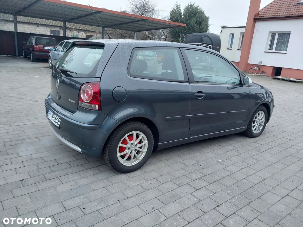 Volkswagen Polo 1.4 TDI DPF Sportline - 4
