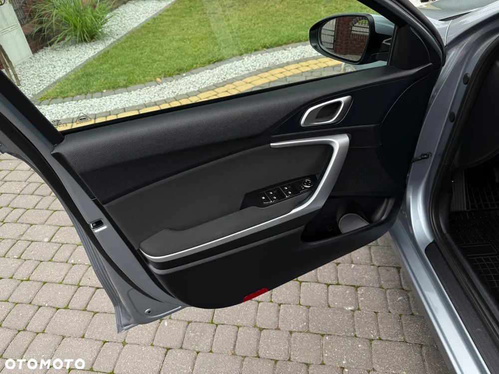 Kia Ceed 1.4 S - 23