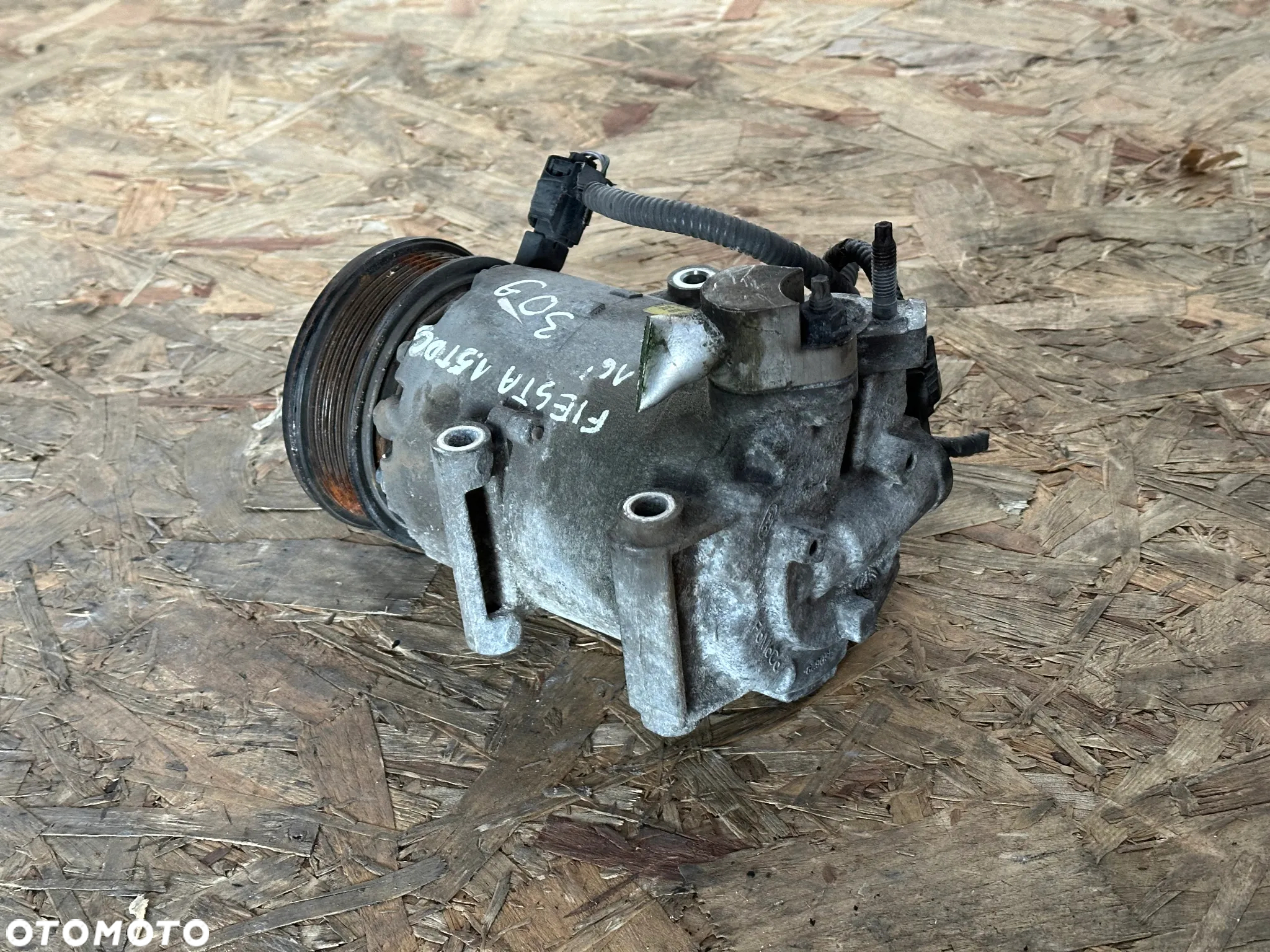 SPRĘŻARKA KLIMATYZACJI FORD FIESTA 1.5 TDCI 16' CV21-19D629-BF - 2