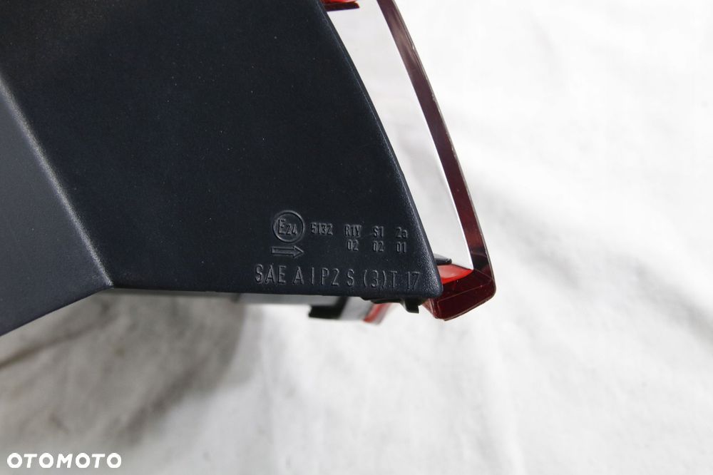 lampa tyl na błotnik led europa oryginał opel insignia ii 2 b 2017-24 lift - 2