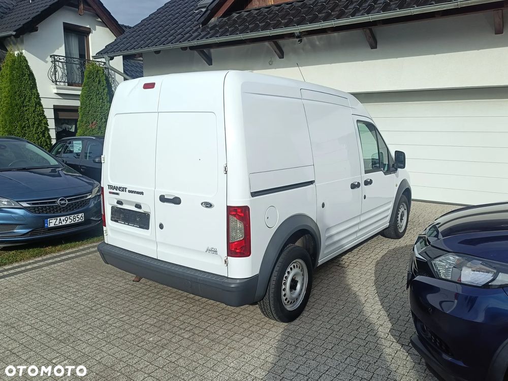 Ford Transit Connect - 17