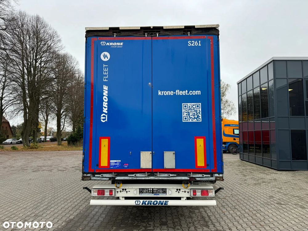 Krone SD Firanka Certyfikat XL, Dach podnoszony - 2