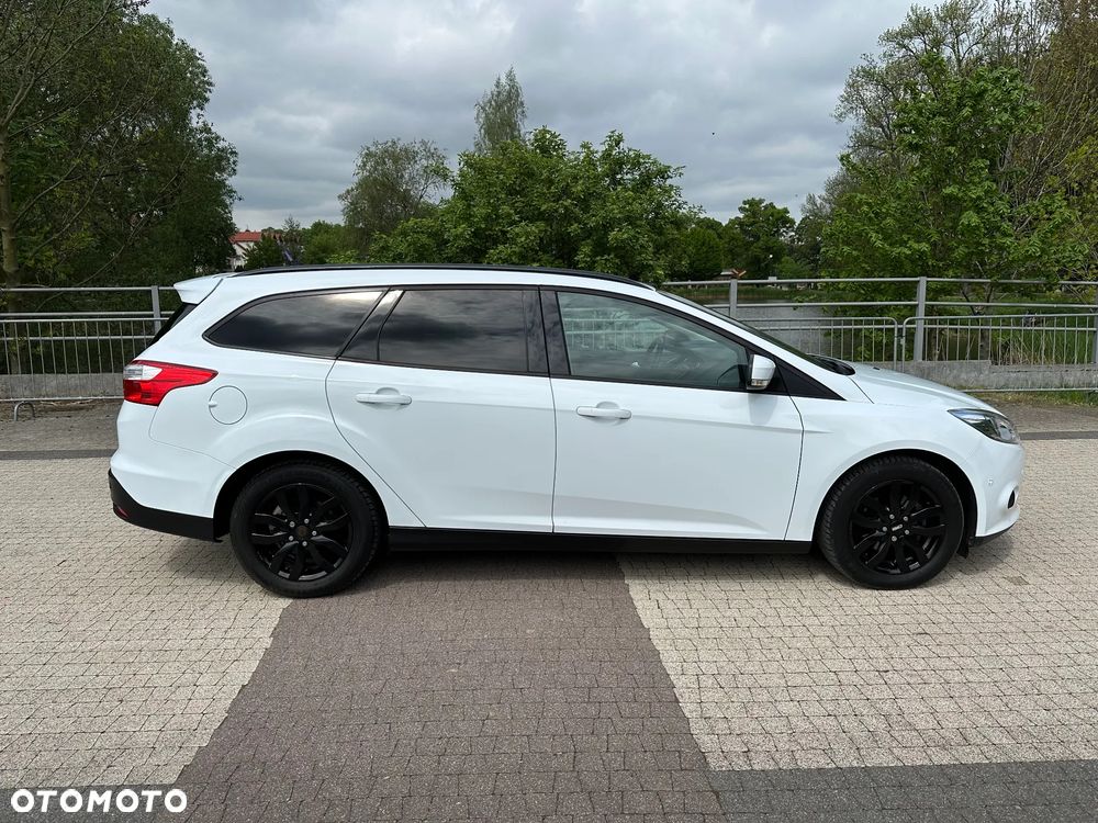 Ford Focus 1.0 EcoBoost STart-Stopp-System TITANIUM - 5