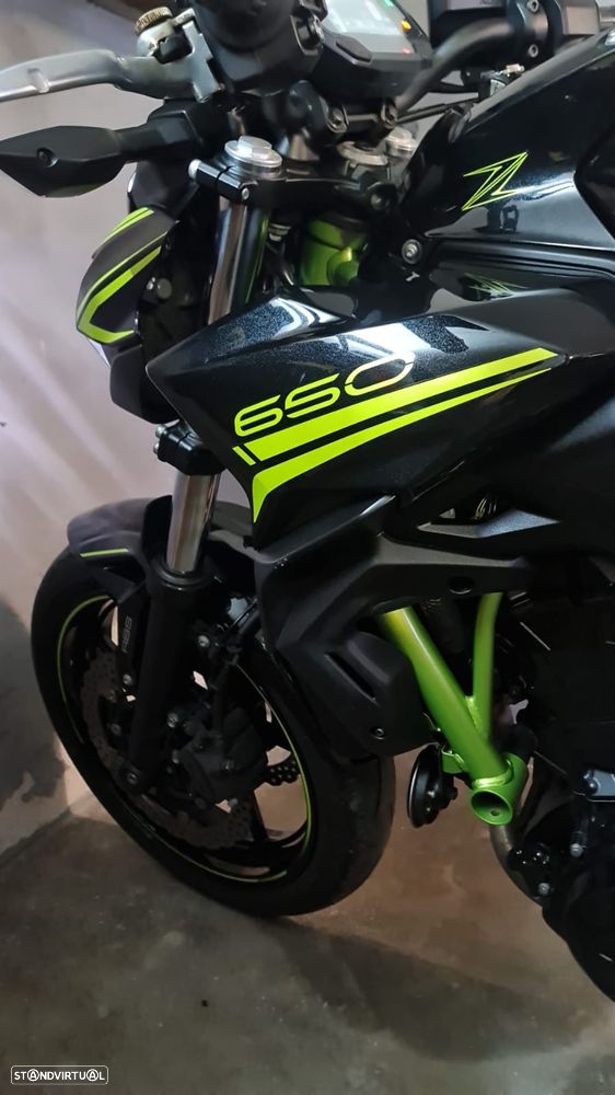 Kawasaki Z ER650K - 10