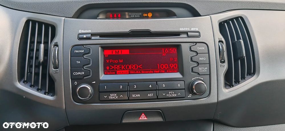 Kia Sportage 1.7 CRDI 2WD Dream-Team Edition - 21