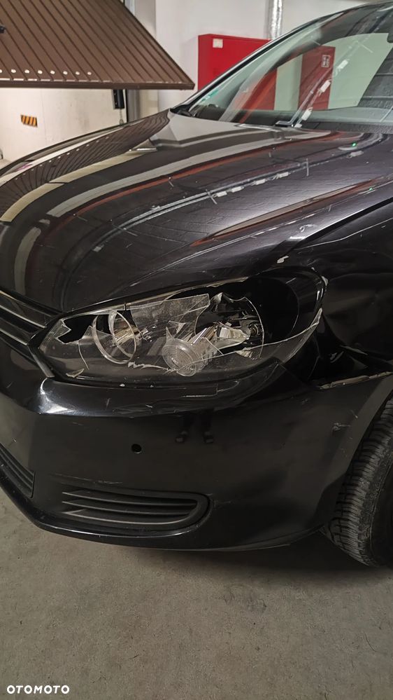 Volkswagen Golf - 10