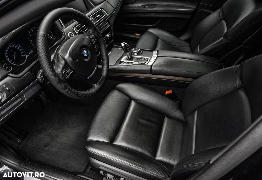 BMW Seria 7 730Ld - 12
