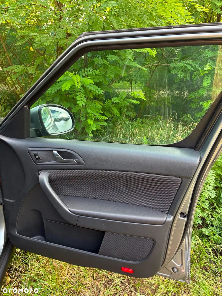 Skoda Yeti 1.2 TSI Ambition DSG - 9