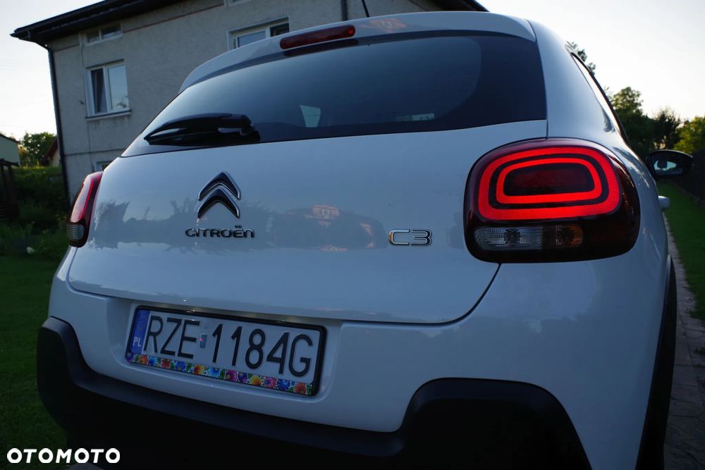 Citroën C3 BlueHDi 100 S&S PLUS - 18
