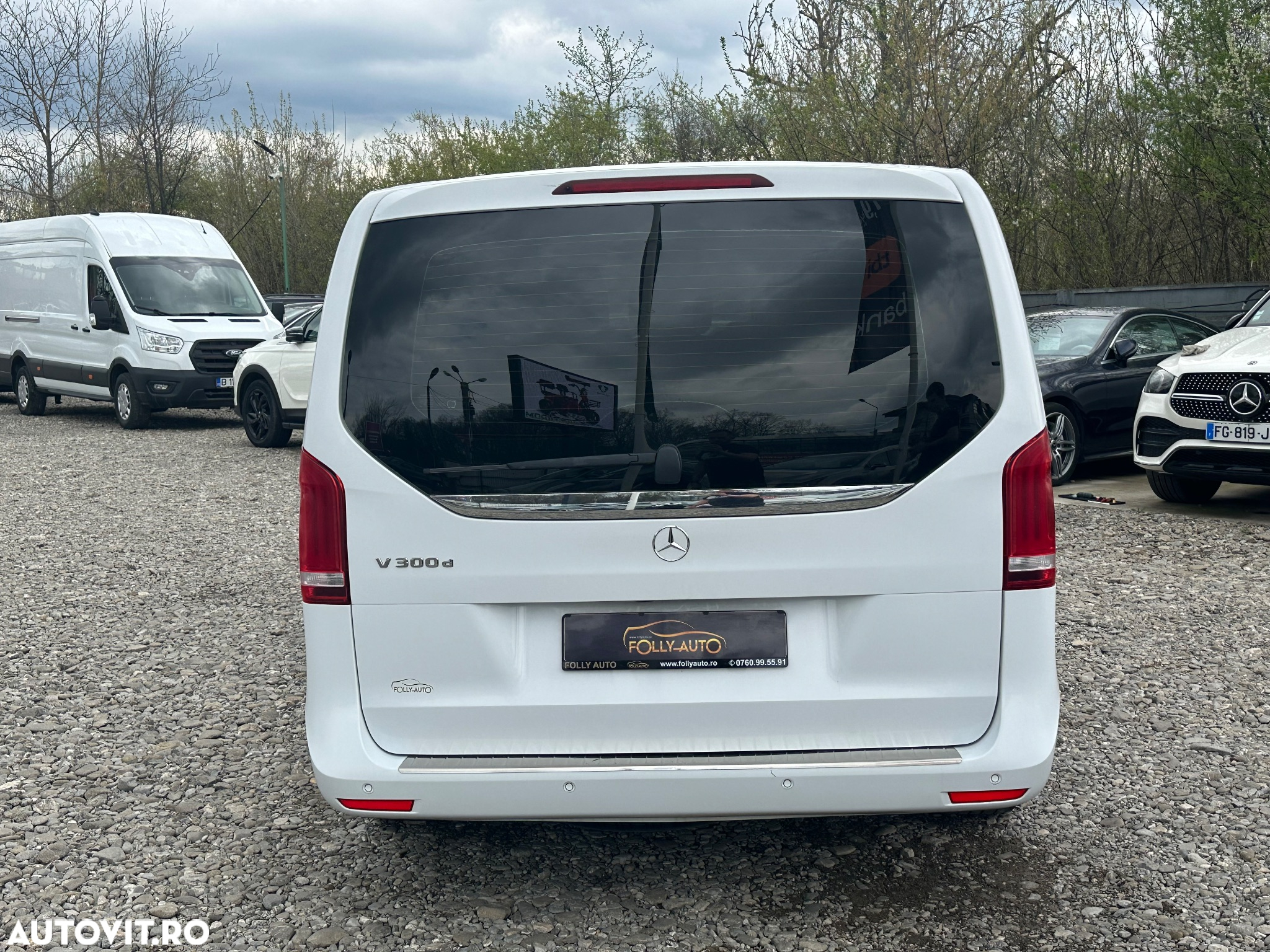 Mercedes-Benz V 300 d lang 9G-TRONIC Avantgarde - 28