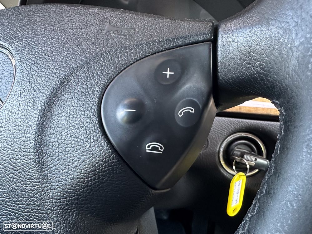 Mercedes-Benz E 220 CDI Avantgarde DPF - 22