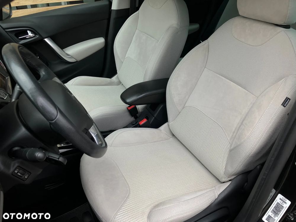 Citroën C3 1.4 VTi Exclusive - 32