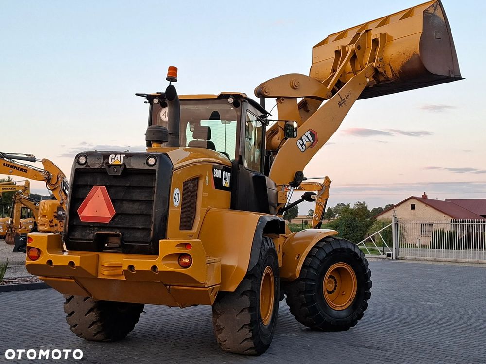 Caterpillar CAT 930 M - 2