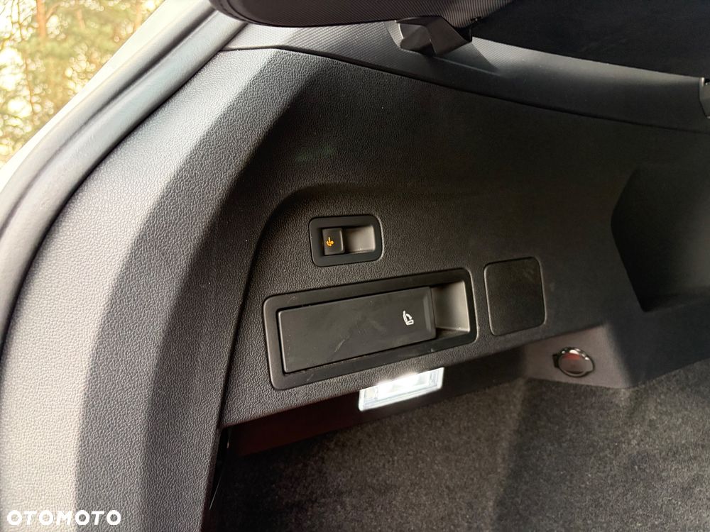 Seat Tarraco 2.0 TDI 4Drive DSG SCR FR - 12