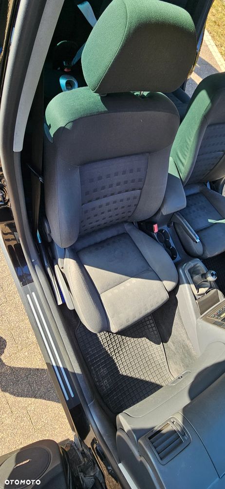 Volkswagen Passat 1.9 TDI Comfortline - 9