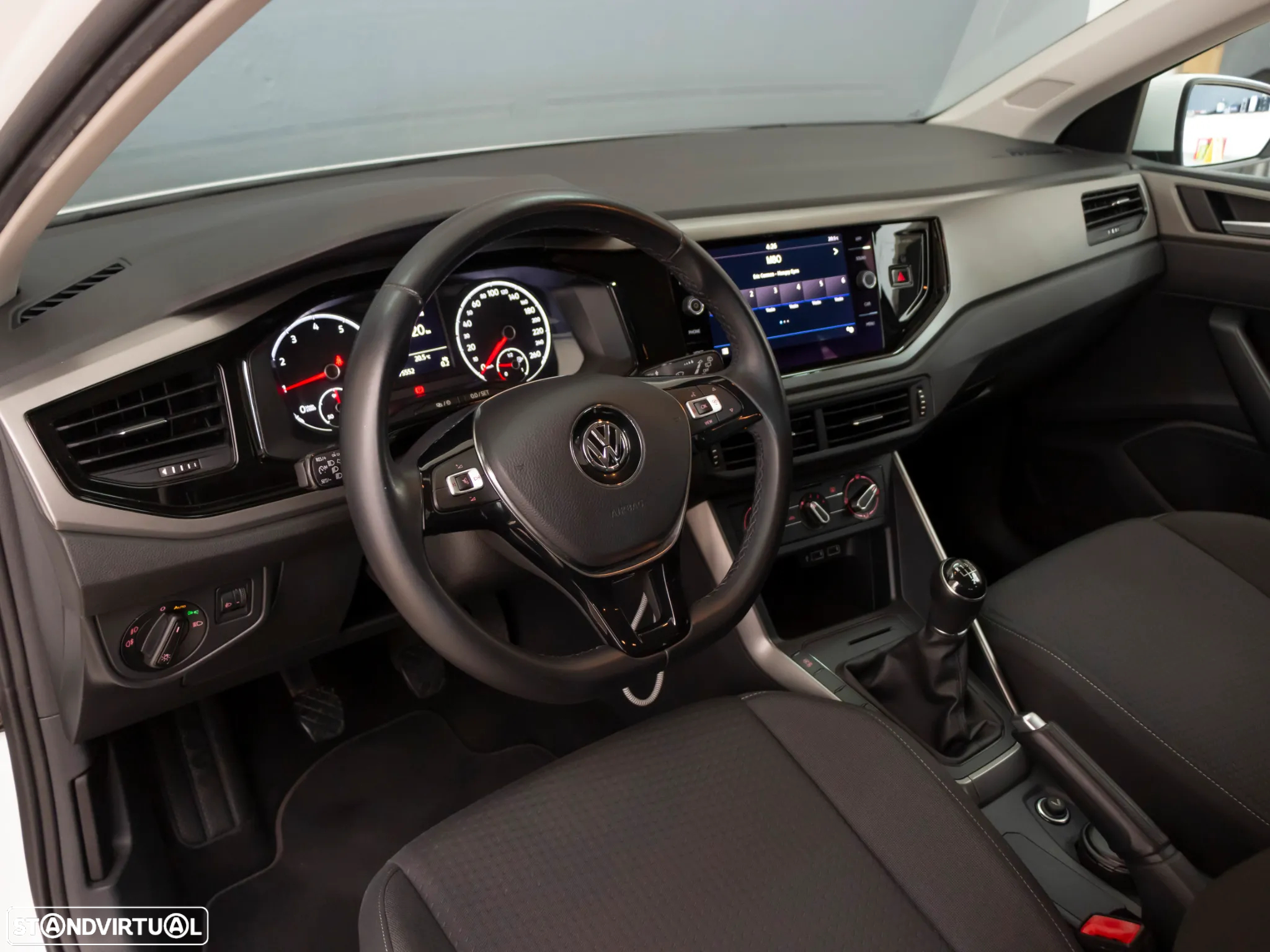 VW Polo 1.0 TSI Confortline - 16