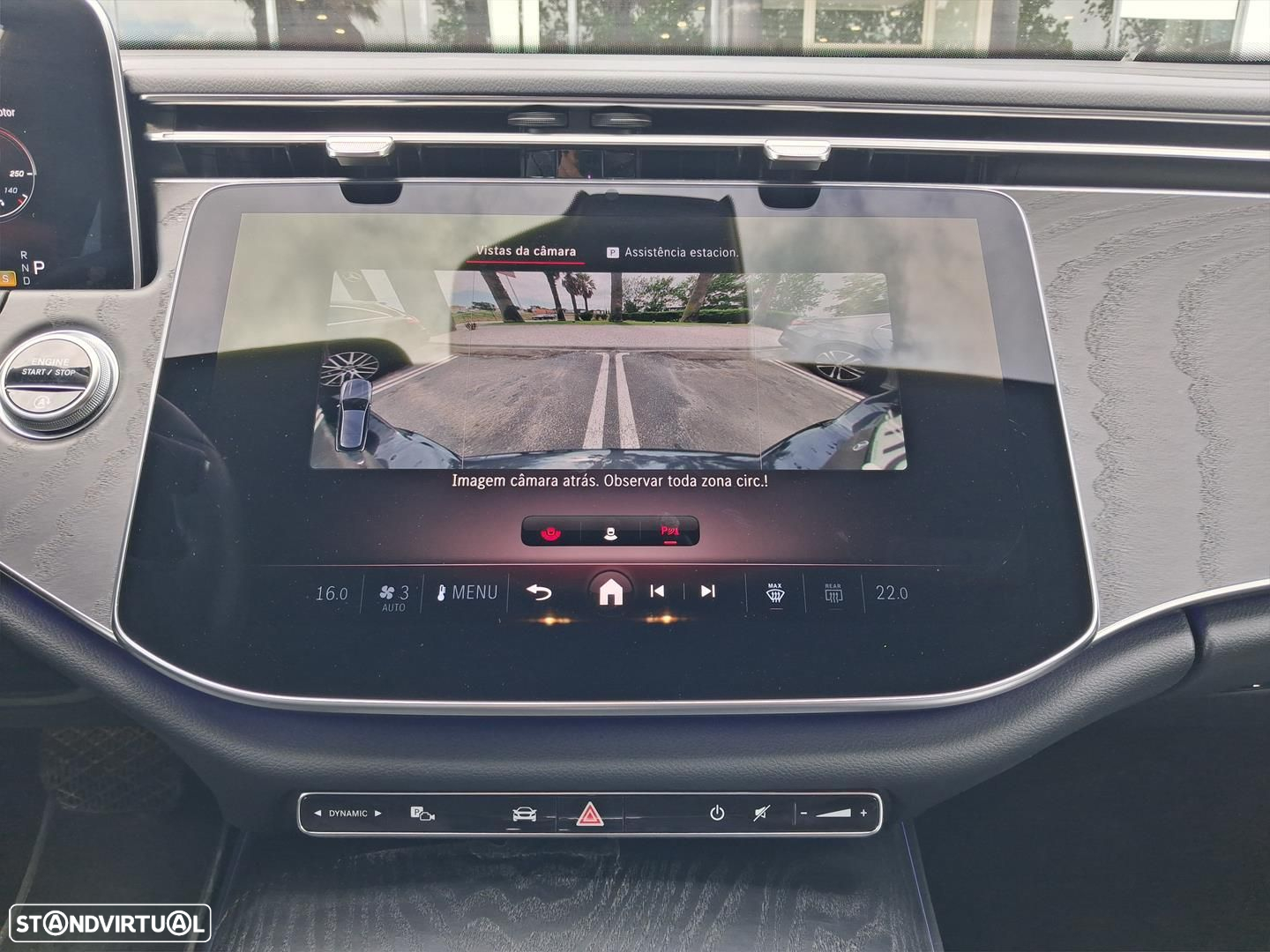 Mercedes-Benz E 220 d Avantgarde - 19
