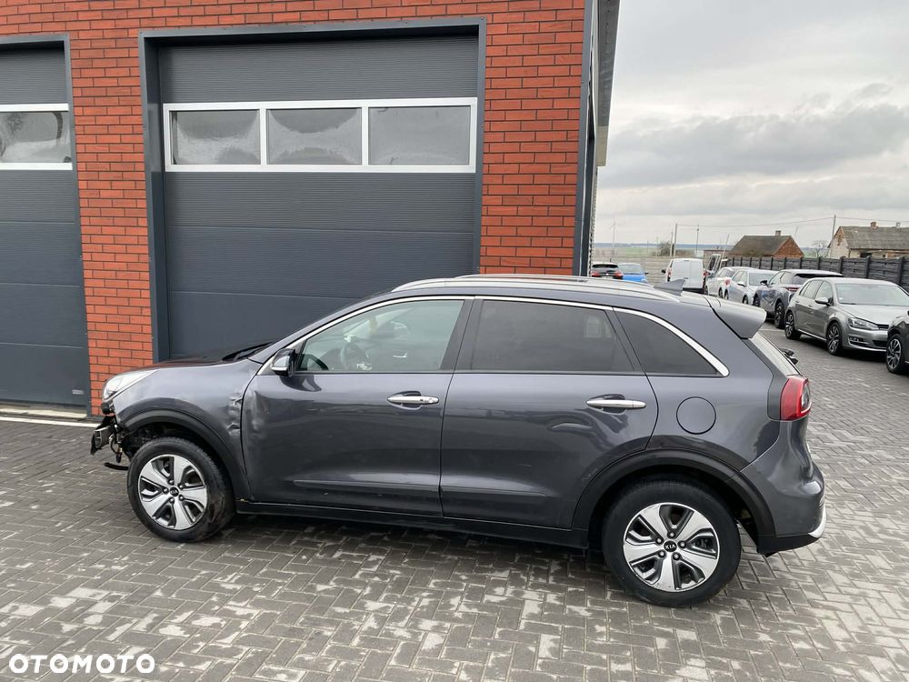 Kia Niro 1.6 GDI Hybrid L - 37