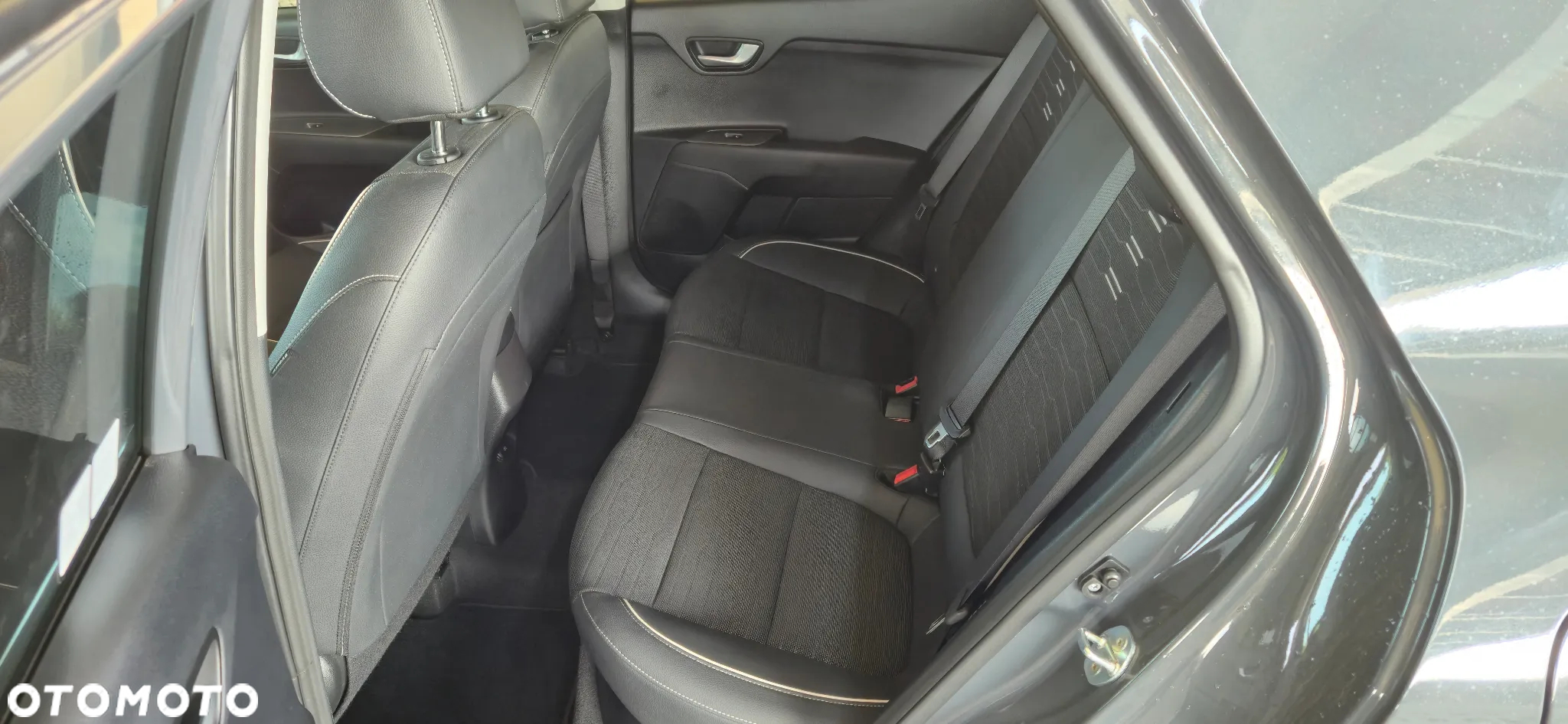 Kia Stonic - 8
