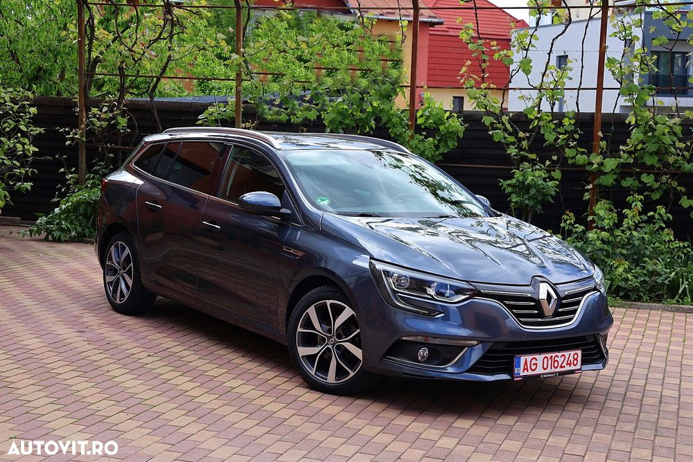 Renault Megane ENERGY dCi 110 Start & Stop Bose Edition - 2