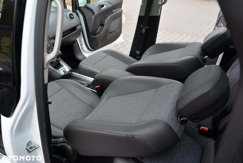 Opel Meriva 1.7 CDTI Cosmo - 24