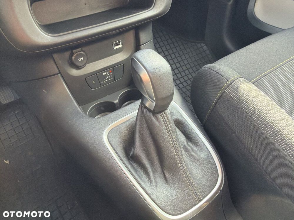 Citroën C3 1.2 PureTech Max EAT6 - 17
