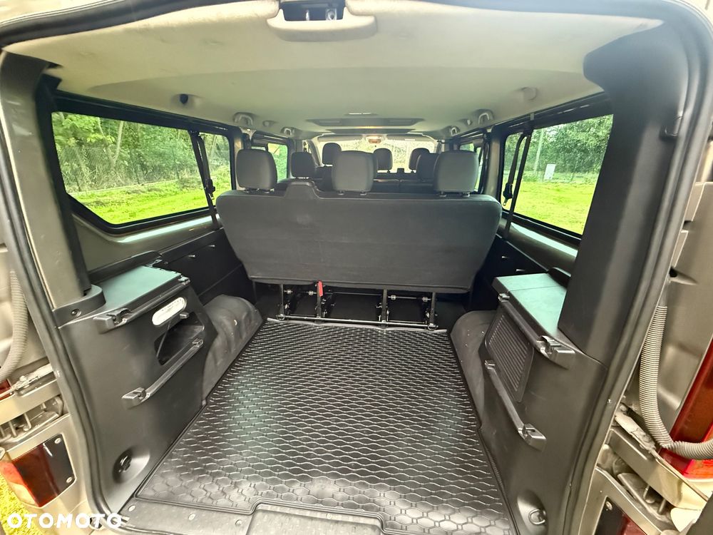 Opel Vivaro L2H1 2,9t Sport - 10