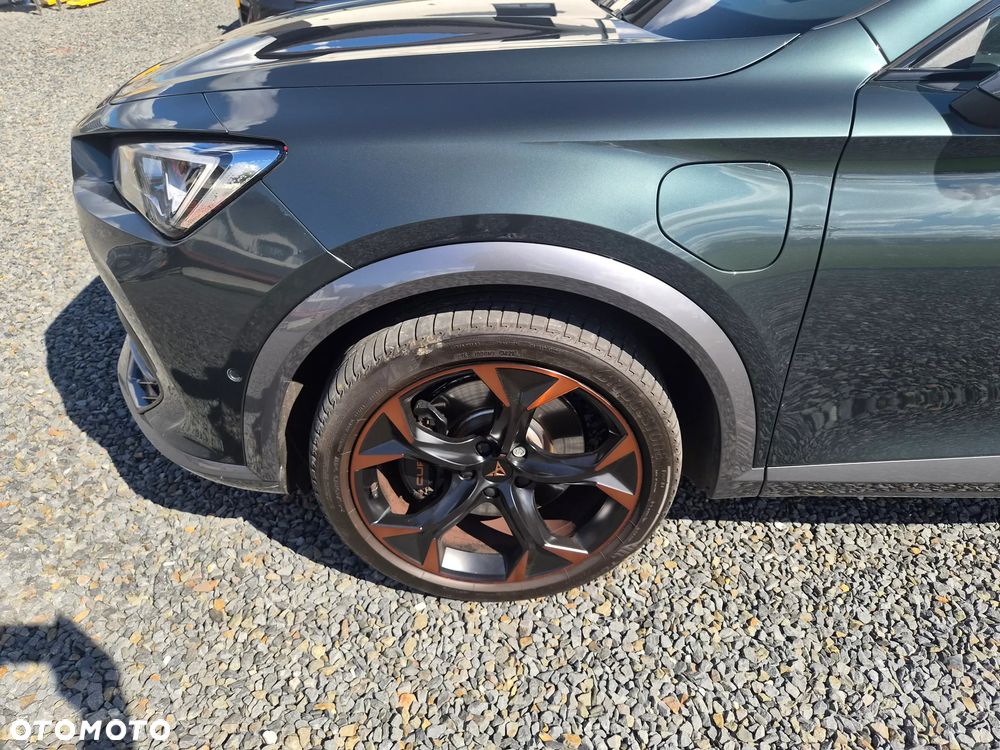 Cupra Formentor VZ 1.4 e-Hybrid DSG Priority - 20