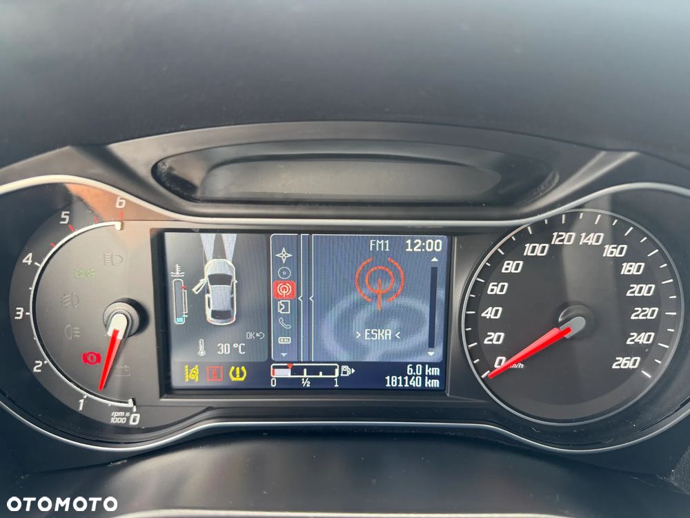 Ford Galaxy 2.0 TDCi Titanium - 39
