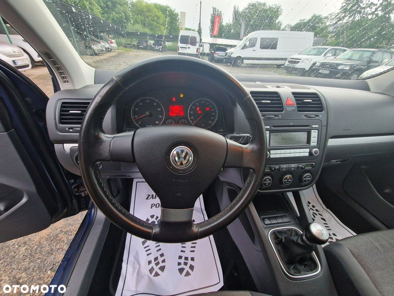 Volkswagen Golf - 32