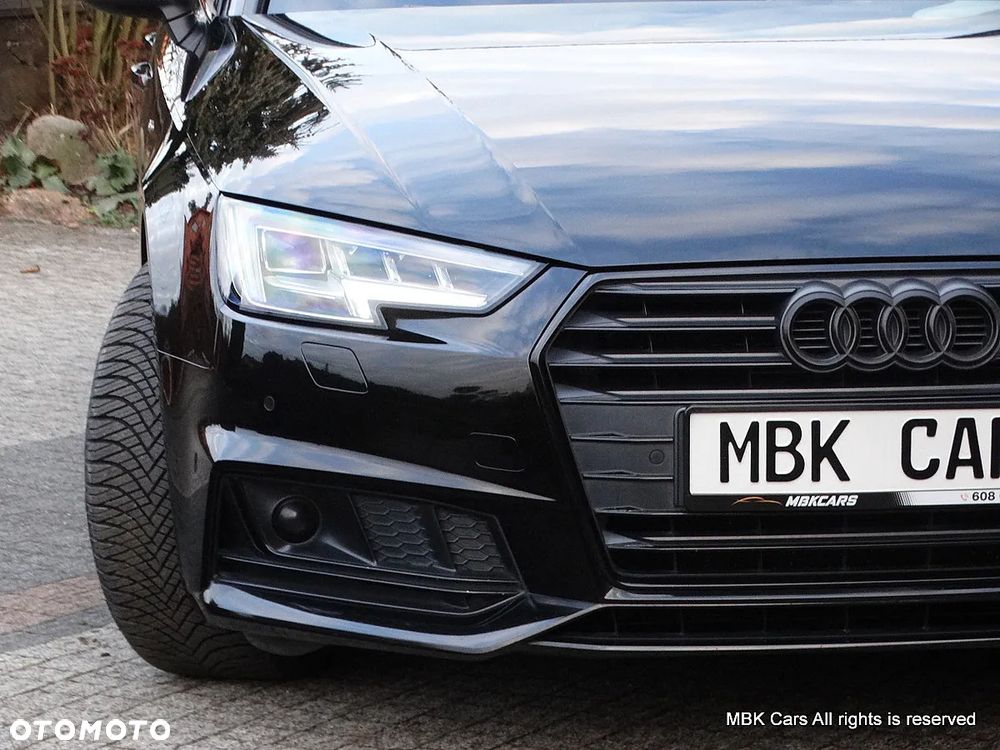 Audi A4 Limousine - 14