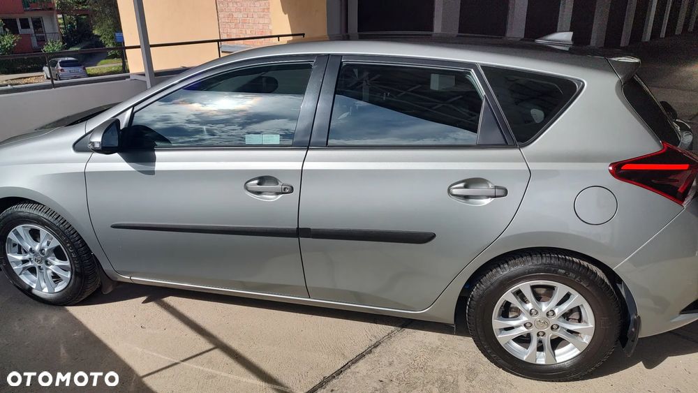 Toyota Auris 1.33 VVT-i Active - 20
