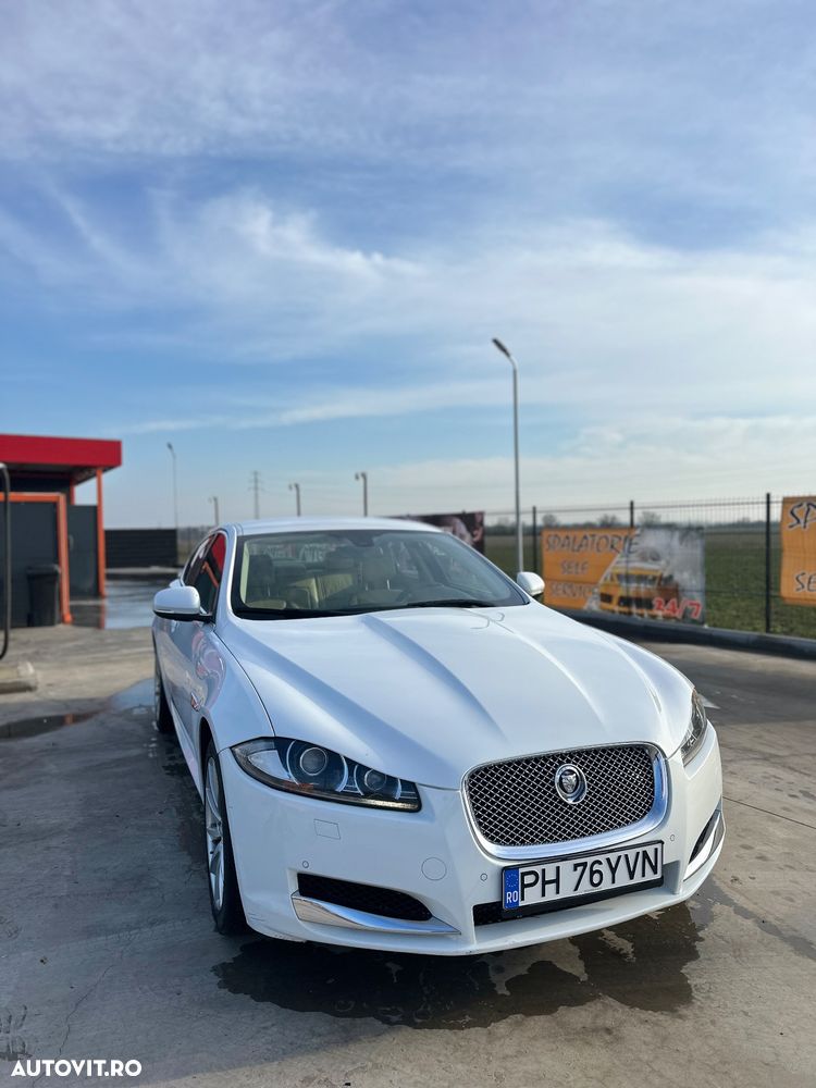 Jaguar XF 3.0 V6 Diesel Luxury - 2