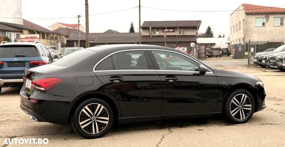 Mercedes-Benz A 250 - 10