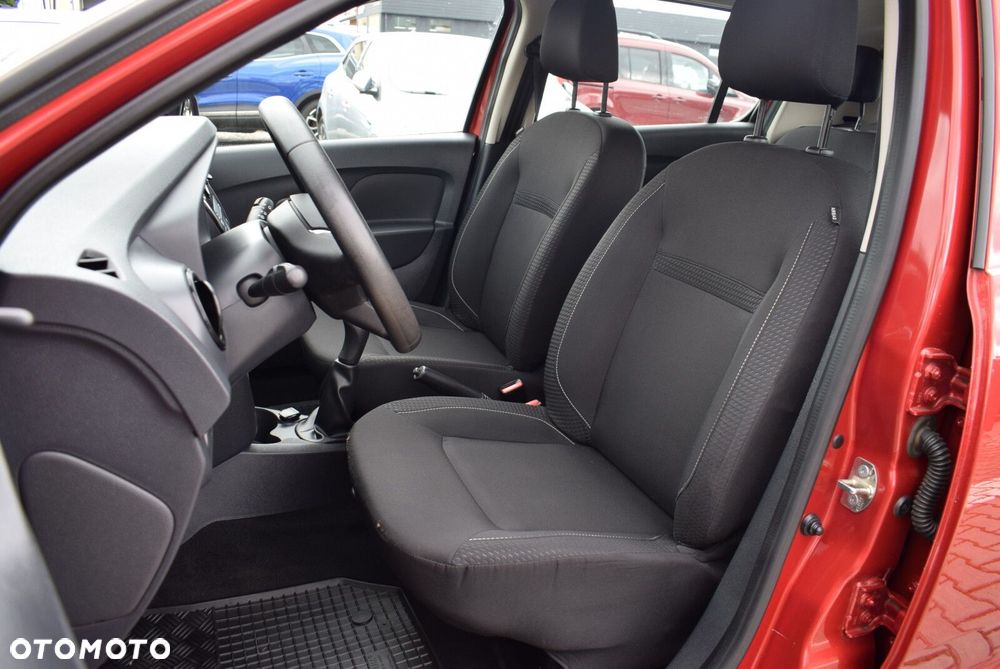 Dacia Sandero - 12