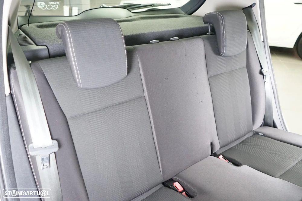 Renault Clio 1.5 dCi Business - 26