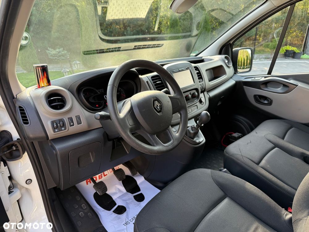 Renault Trafic - 10
