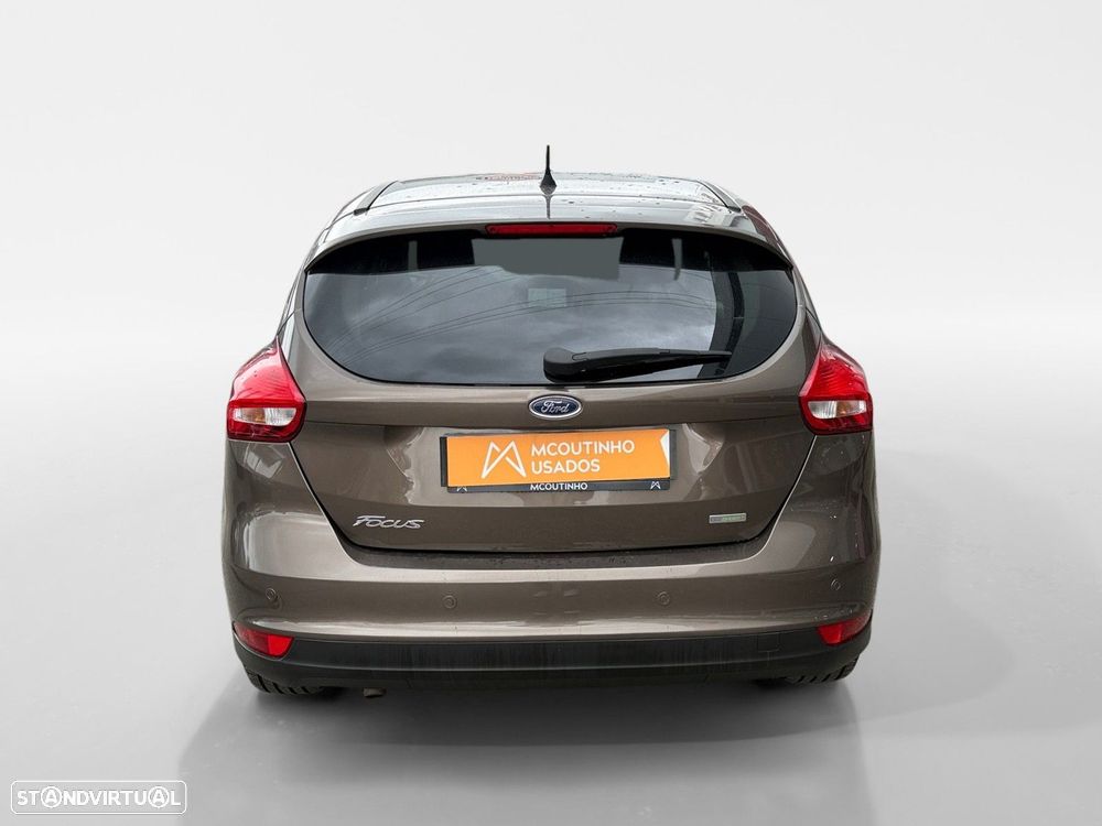 Ford Focus 1.0 EcoBoost Titanium - 4