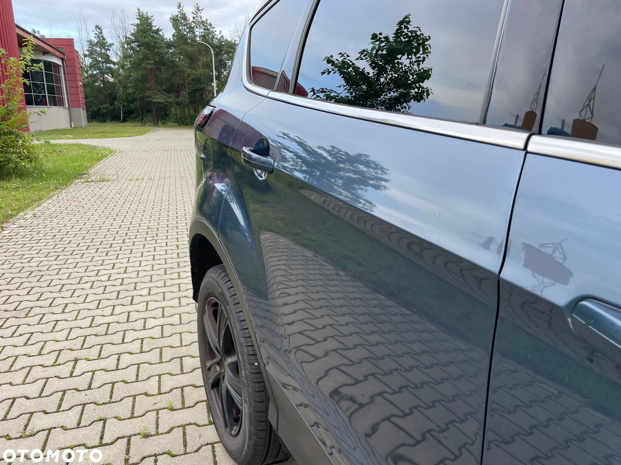 Ford Kuga 1.5 EcoBoost 2x4 Titanium - 14