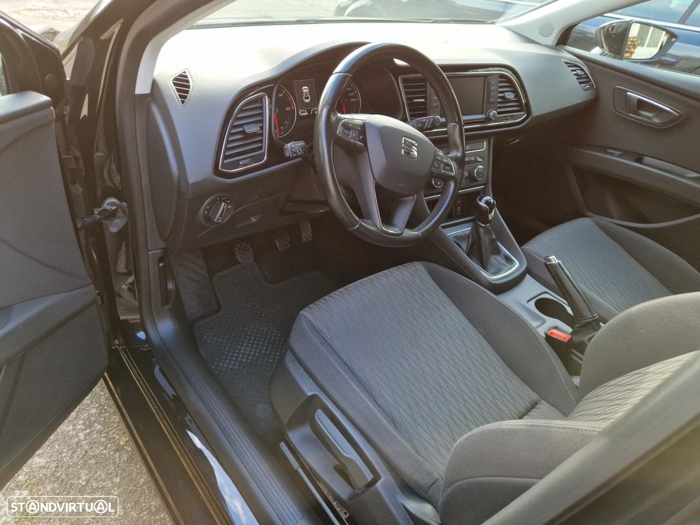 SEAT Leon ST 2.0 TDI DPF Style - 10