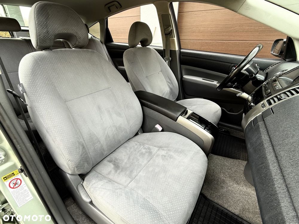 Toyota Prius 1.5 VVT-i Sol - 28