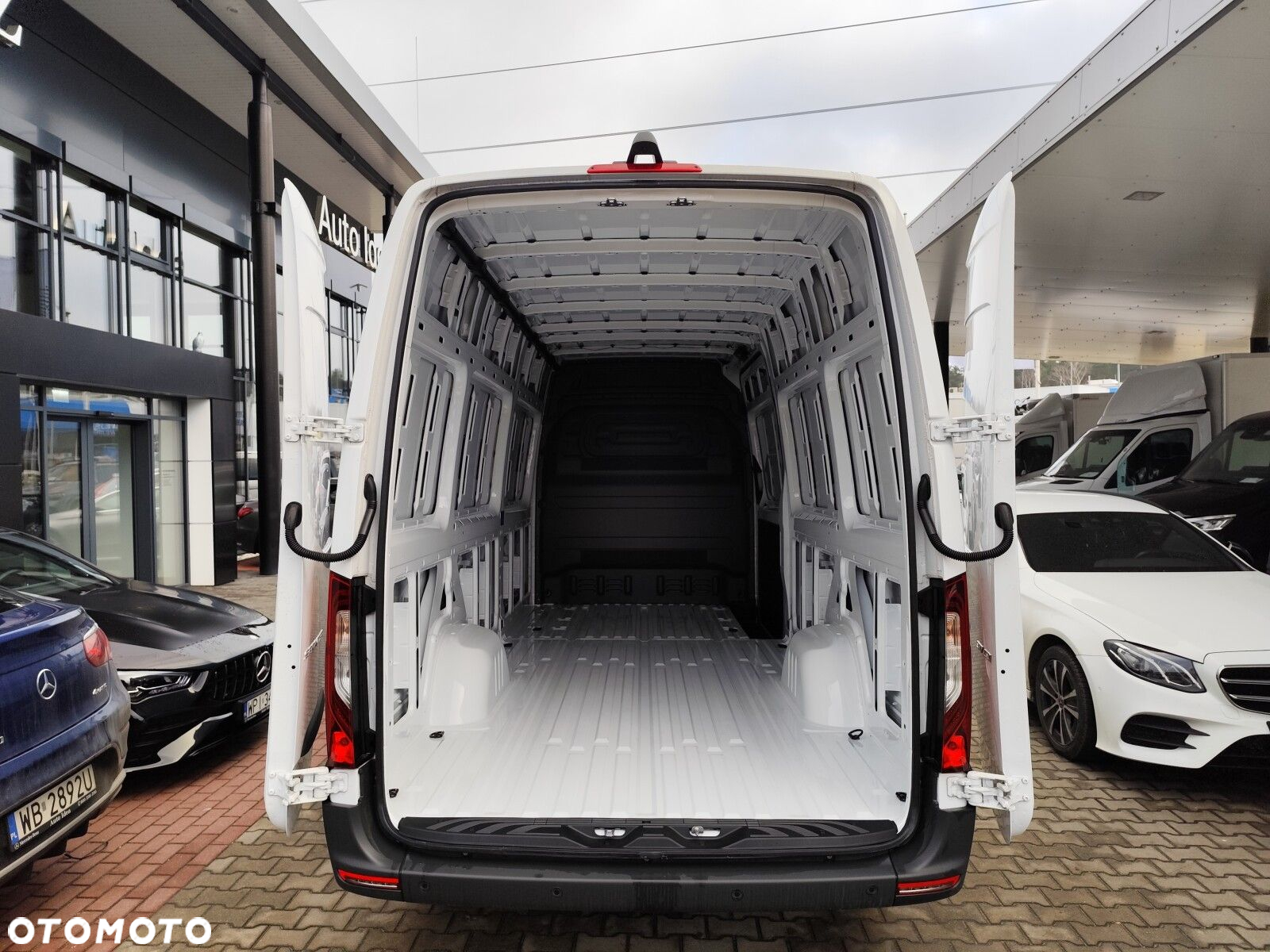 Mercedes-Benz Sprinter 317 CDI KA OM654 - 5