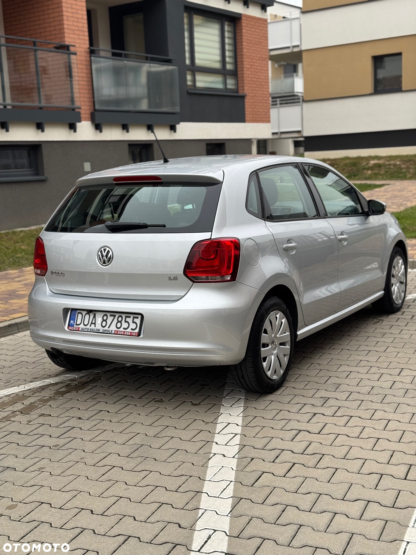 Volkswagen Polo 1.4 16V Trendline - 3