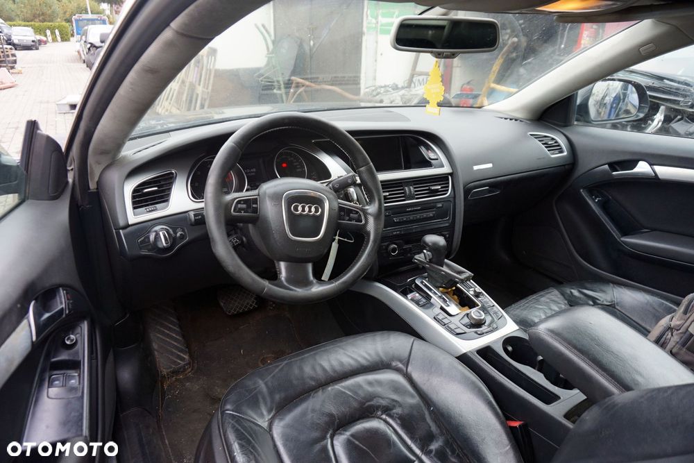 DESKA ROZDZIELCZA AIRBAG KONSOLA A5 I 8T AUDI 2007-2016 - 1