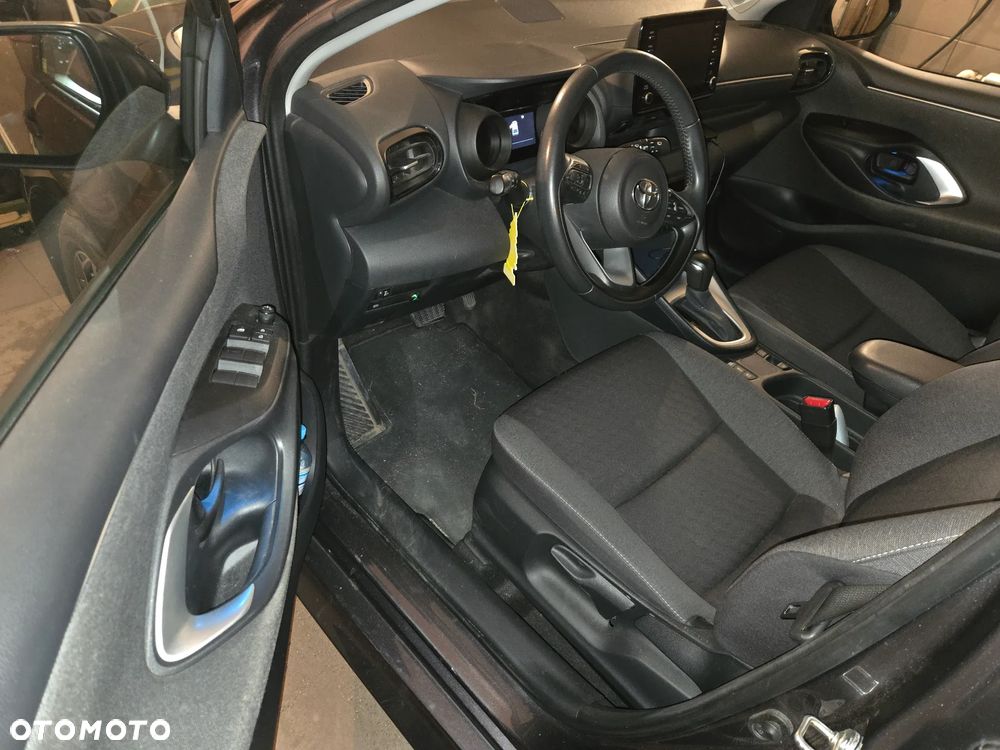 Toyota Yaris Hybrid 1.5 Comfort - 8