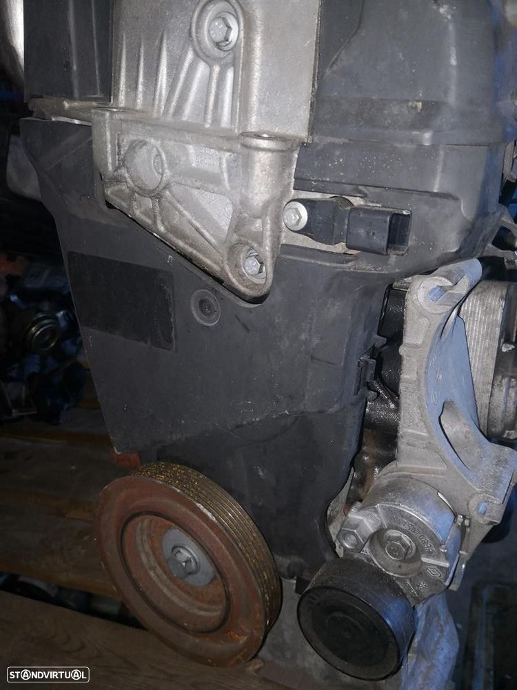 MOTOR COMPLETO RENAULT CLIO GRANDTOUR 2005 -K9K T7 - 6