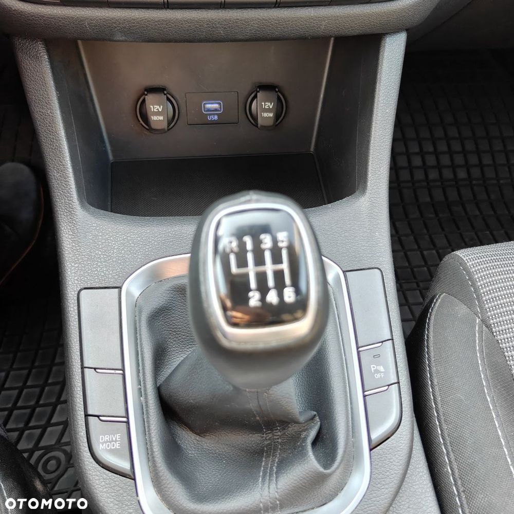 Hyundai i30 1.5 T-GDI 48V Modern - 16