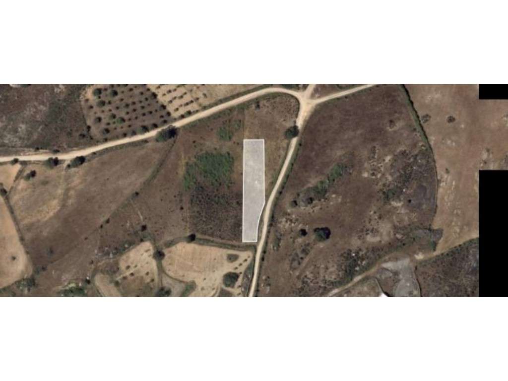 Terreno rústico em Junça, Almeida - Grande imagem: 3/9